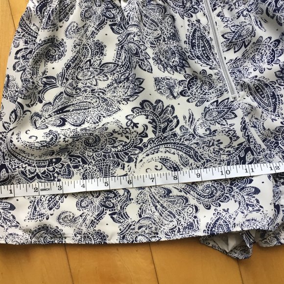 Dynamite Shorts - Picture 11 of 11